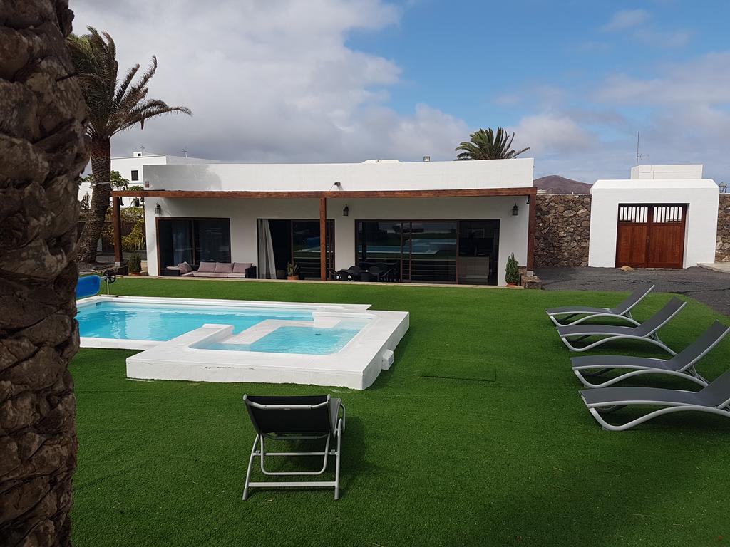 Casa de Campo Hotelito Rural Flor De Timanfaya *